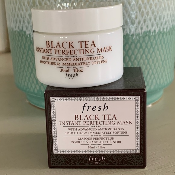 Fresh Black Tea Instant Perfecting Mask - Picture 1 of 8